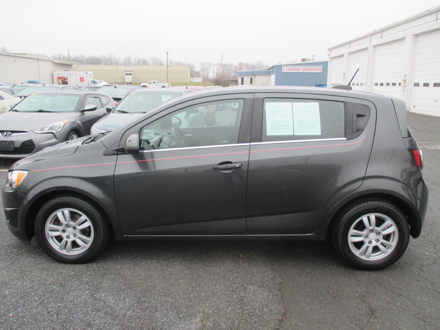 2016 GRAY Chevrolet Sonic LT Auto 5-Door (1G1JC6SG9G4) with an 1.8L L4 DOHC 24V engine, 6A transmission, located at 1254 Manheim Pike, Lancaster, PA, 17601, (717) 393-9133, 40.062870, -76.323273 - Photo#7